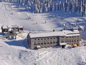 Beliebtes Ziel für Wintersportler, das ÖTK-Schutzhaus am Ötscher, © ÖTK