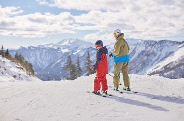 Skiing on the Kl. Ötscher, © Niederösterreich Werbung Kathrin Baumann